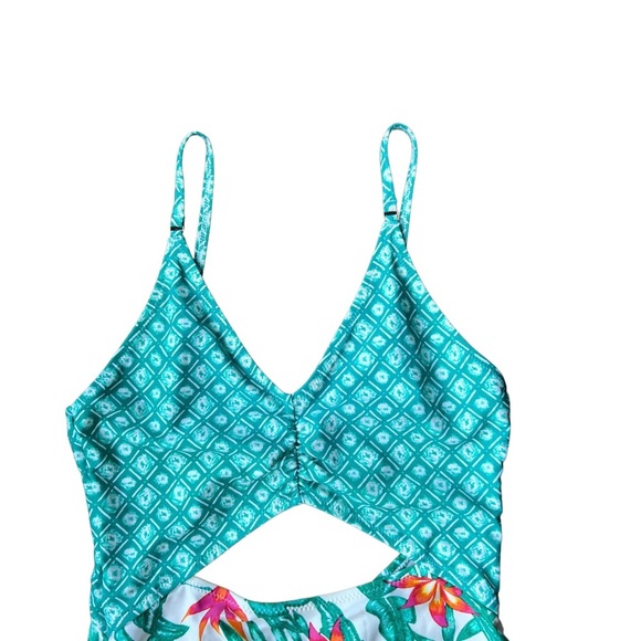 Minkpink Green Panama Palms Peekaboo One Piece Bikini Size XS - Picture 11 of 13